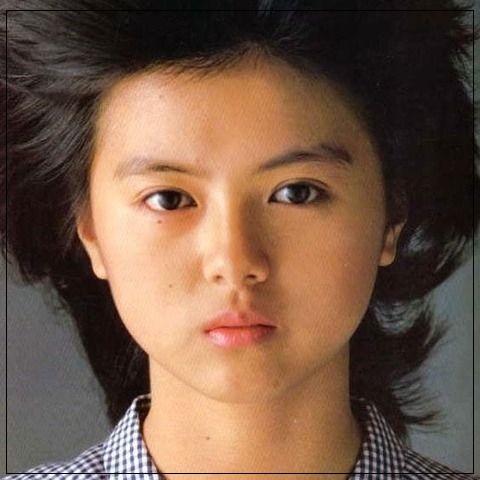 画像 薬師丸ひろ子の中学 高校の卒アルはある 若い頃や10代が超絶かわいいと話題 芸能人キャリアまとめインターナショナル
